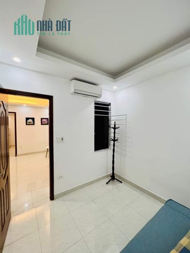Bán chung cư siêu rẻ 55m2 990TR ngõ 68 Cầu Giấy(2PN+1PK+Bếp+2WC)0934266313