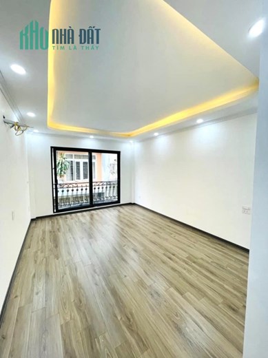 BÁN NHÀ HOÀNG NGÂN-NHÂN CHÍNH-NHÀ MỚI 5 TẦNG-NGÕ NÔNG -50M RA Ô TÔ TRÁNH-NỘI THẤT SANG XỊN- Ở SƯỚNG