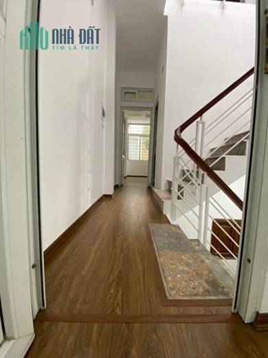 BÁN NHÀ PHỐ CẦU GIẤY 40M2x4TẦNG, NGÕ BA GÁC, NHÀ MỚI- GIÁ 4,5 TỶ