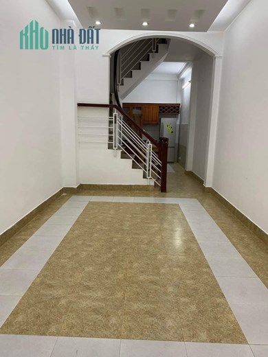 BÁN NHÀ PHỐ CẦU GIẤY 40M2x4TẦNG, NGÕ BA GÁC, NHÀ MỚI- GIÁ 4,5 TỶ