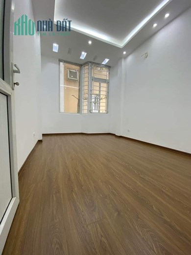 BÁN NHÀ PHỐ CẦU GIẤY 40M2x4TẦNG, NGÕ BA GÁC, NHÀ MỚI- GIÁ 4,5 TỶ
