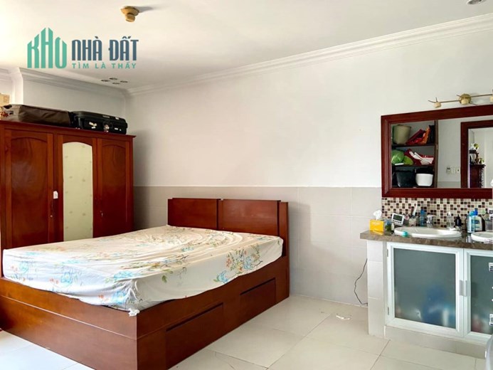 Bán gấp căn hộ chung cư Bình Minh 3PN, Phường An Khánh, Q2, DT 130m2, Giá 4tỷ050 ,