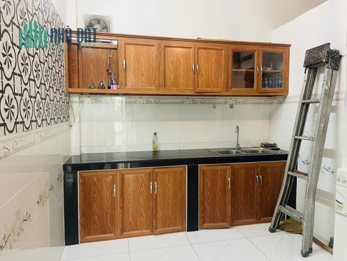 Bán Nhà Quận 12, gần HXH Đông Hưng Thuận 13, 60M2, Trệt Lầu, 2PN, Sân để xe, 3 Tỷ 550.
