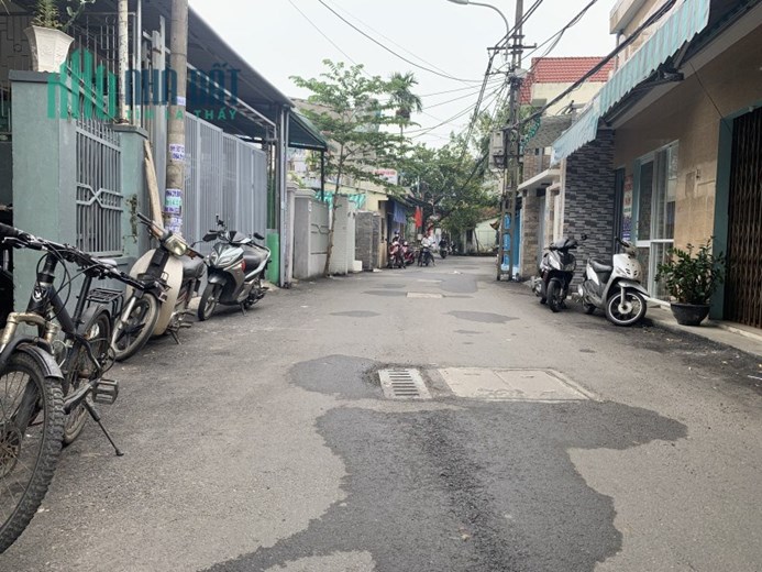 Bán nhà 814 Trần Cao Vân 3 tầng x 75m2 có gara ô tô đậu