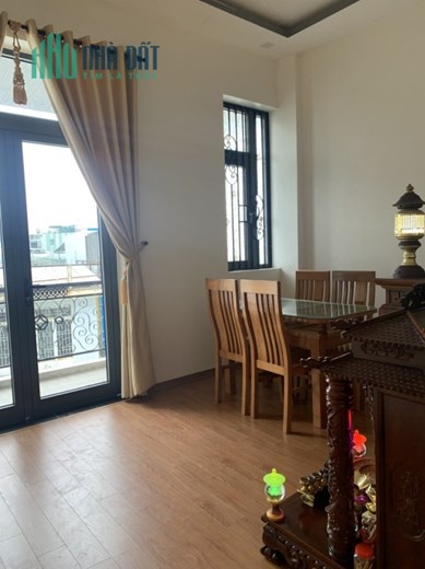 Bán nhà 814 Trần Cao Vân 3 tầng x 75m2 có gara ô tô đậu
