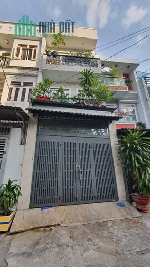 Bán Nhà Đường Nguyễn Văn Quá, 4x13, 3 Tầng, Hẻm Xe Hơi