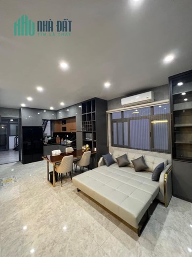 Bán nhà Mặt tiền Nguyễn Thái Bình ngay Cộng Hoà -Út Tịch, DT: 5x16m, 4 Tầng-6PN, 22.9 tỷ