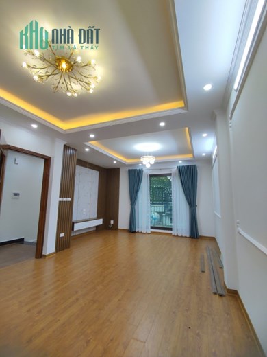 CẦN BÁN NHÀ ĐẸP NGUYỄN AN NINH 50 M CHỈ NHỈNH 7 TỶ Q HOÀNG MAI , KINH DOANH , VĂN PHÒNG THANG MÁY .
