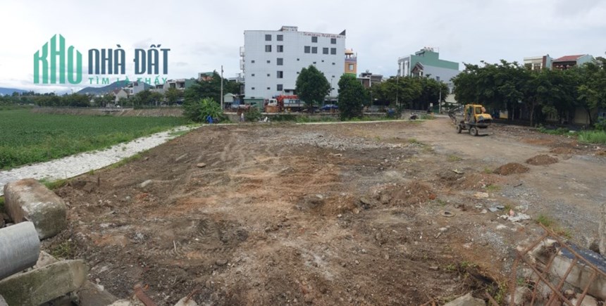 Cần bán lô đất biệt thự đường Bàu Gia Thượng 4 khu Hồ sinh thái phường Hòa thọ đông Cẩm lệ Tp Đà
