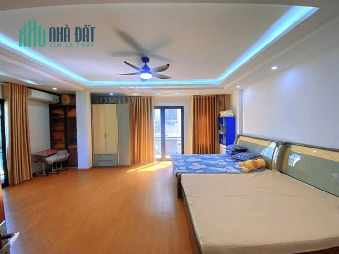 BÁN NHÀ ĐỖ QUANG- CẦU GIẤY DT 50M, 5 TẦNG, MT 14M, GIÁ 21 TỶ.KD, Ô TÔ DỪNG ĐỖ.