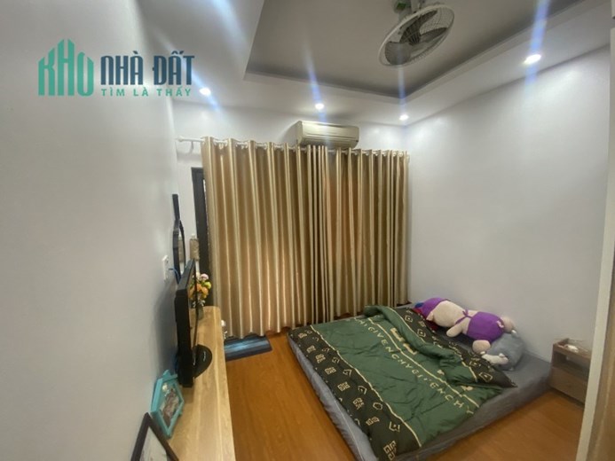 Hiếm! Bán nhà Phương Mai 55m2 x 5T, nhỉnh 4 tỷ, 3 GÁC TRÁNH, gần phố, lh 0966037496