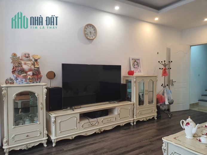 Bán nhà Chính Kinh Thanh Xuân 60m 4 tầng ngõ thông ô tô đỗ cửa chỉ 6 tỷ lh 0975124520