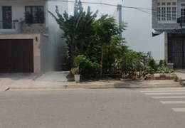Bán gấp lô đất 5x24 mặt tiền đường 20m, KDC Phú Lợi chỉ 45tr/m2