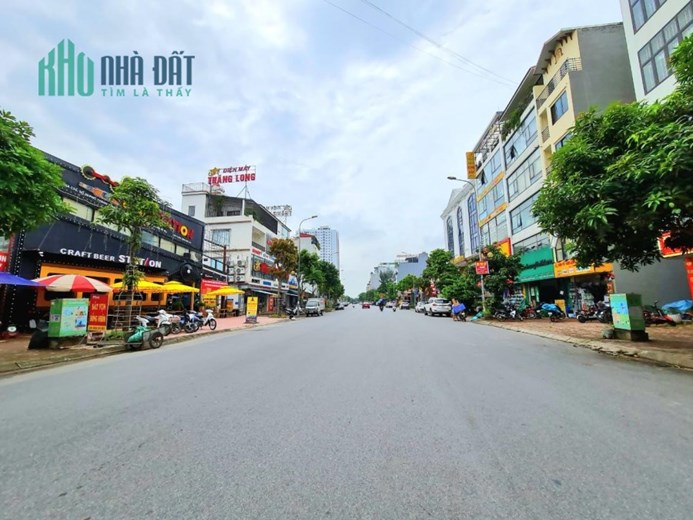 Bán đất trung tâm Trâu Quỳ-Siêu phẩm lô góc 37m2 ô tô thông,tầm giá 3 tỷ.0982852808