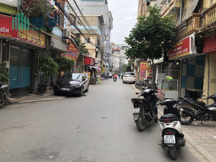 Bán đất trung tâm Trâu Quỳ-Siêu phẩm lô góc 37m2 ô tô thông,tầm giá 3 tỷ.0982852808