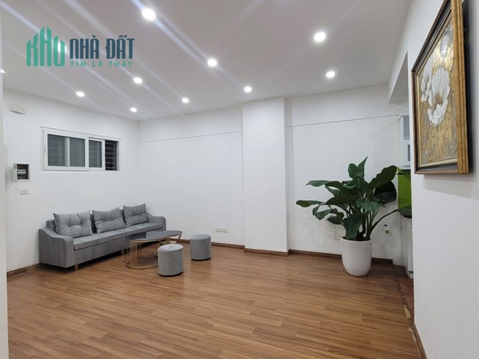Bán CHCC CT2 Bắc Linh Đàm 83m2 , 3PN 2WC,tầng đẹp.SDCC giá chỉ 2,35 tỷ