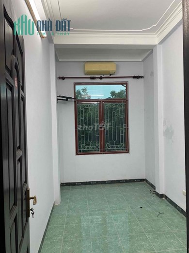 Cho thuê tầng 2,3 nhà số 63 ngõ Thổ Quan, ô tô đỗ cửa