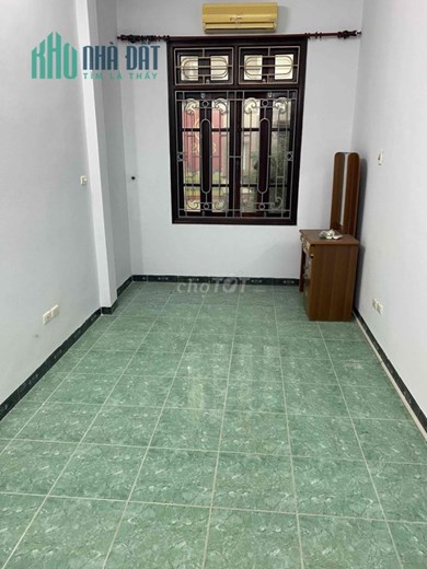 Cho thuê tầng 2,3 nhà số 63 ngõ Thổ Quan, ô tô đỗ cửa