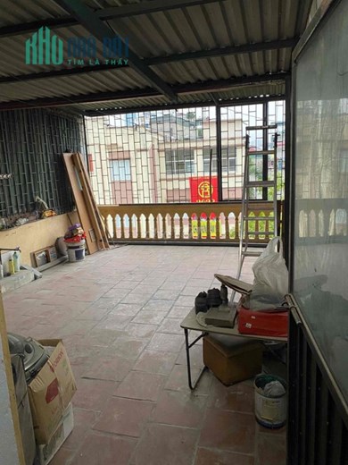 Cho thuê tầng 2,3 nhà số 63 ngõ Thổ Quan, ô tô đỗ cửa