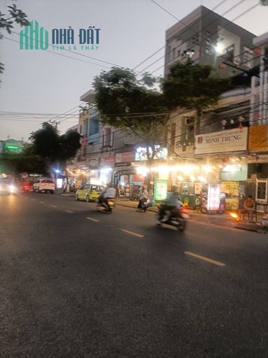 TRUNG TÂM SƠN TRÀ, SÁT BIỂN MỸ KHÊ.
LÔ GÓC, KINH DOANH VIP CHỈ 2.8 TỶ. RẺ HƠN ĐẤT KIỆT