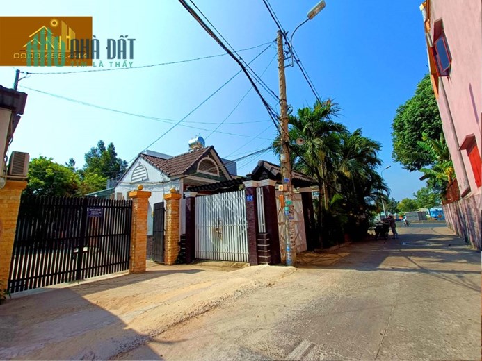 Bán nhà vườn hiếm có tại đường Phạm Văn Đồng, Linh Tây, Thủ Đức,
Dtcn 258m2, giá 13 tỷ thương