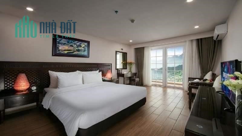 Bán Khách Sạn khu phố phanxi Păng.Sapa, Lào Cai dt 800m2 giá 135 tỷ đồng