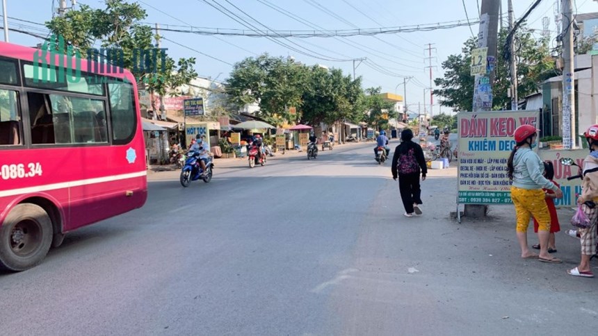 Bán nhà mặt tiền đường Nguyễn Cửu Phú 97m2 nhỉnh 8ty