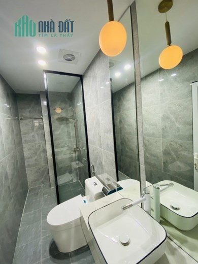 Bán nhà đẹp phố Khương Trung, quận Thanh Xuân. 38m2, 5 Tầng, MT 5m, hơn 4 Tỷ. 0968084286