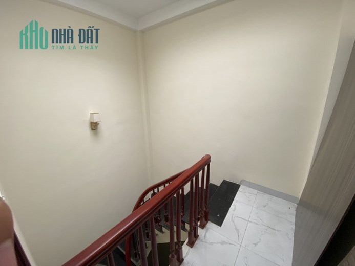 Bán gấp nhà nhỉnh 1.6 tỷ 1km ra QL6, gần Yên Nghĩa, 10 để lại toàn bộ nội thất, Bán bằng mọi giá.