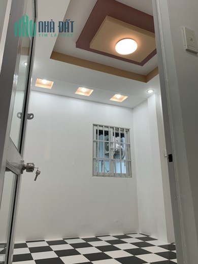 Cần tiền bán gấp nhà hẻm 1 sẹc Vĩnh Viễn, P.9, Q.10