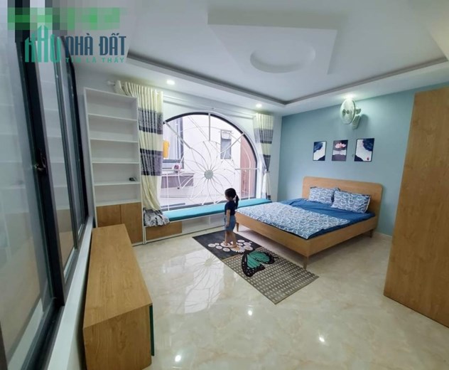 NHÀ HIỆN ĐẠI 5 TẦNG NGUYỄN VĂN KHỐI, 40m2, 5ty5