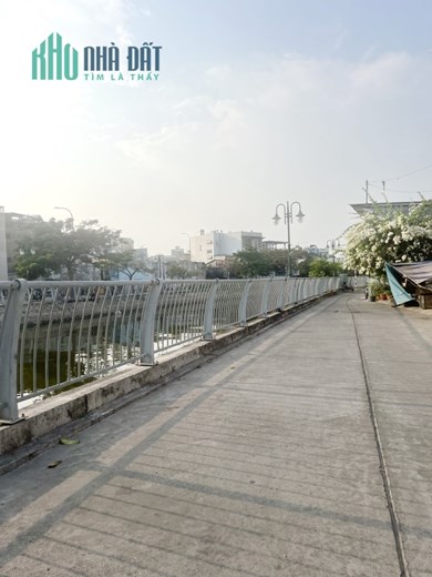 Căn góc NH 7m view sông đường Hưng Phú P10Q8. Giá 6,5 tỷ TL