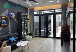 Cho thuê nhà 3L 5x6 hxh 8m Đ Trần Bình Trọng, p1, q10 giá chỉ 17T/T
