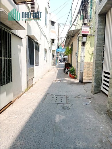 Nhà bán hẻm thông 48.7m2 đường Phạm Hùng P10Q8 - Giá : 3.6 Tỷ