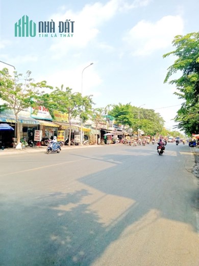 Nhà thuê nguyên căn Mặt tiền Phạm Hùng P4Q8 - Giá : 28 Triệu
