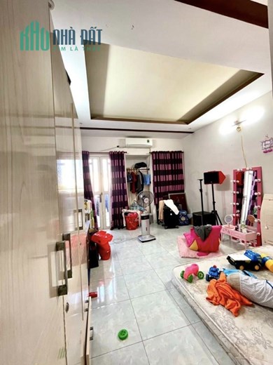 ĐẦU TƯ CẮT LỖ - HẺM XE HƠI HOÀNG HOA THÁM BÌNH THẠNH