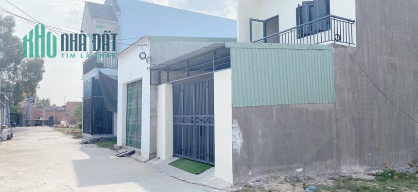 ĐẤT Ở KINH DOANH NGAY CHỢ PHÚ CHÁNH A