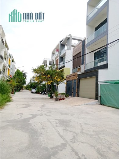 Nhà thuê 3 Tầng đường 12m KDC Phi Long 5 xã Bình Hưng - Bình Chánh