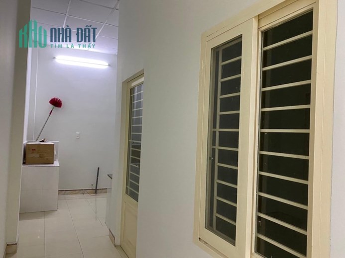 Bán Gấp Nhà,52m2 Ngay Ngã Tư 4 Xã,Sổ Riêng Vuông Vức, Chỉ Hơn 3 Tỷ.