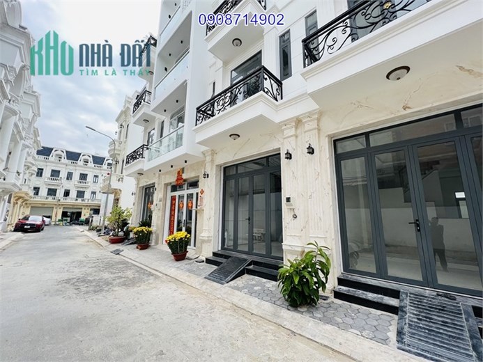Cần bán nhà mới 1 trệt 3 lầu khu dân cư cao cấp - Tô Hiệu, Tân Phú. DT 90m2 dọn vào ở liền