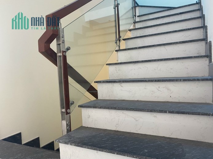 BÁN NHÀ MỚI, ĐẸP KDC P.LONG TRƯỜNG, TP.THỦ ĐỨC(Q9), TP.HCM, 61.3M2 NHÀ 1 TRỆT 3 LẦU, ĐƯỜNG TRƯỚC