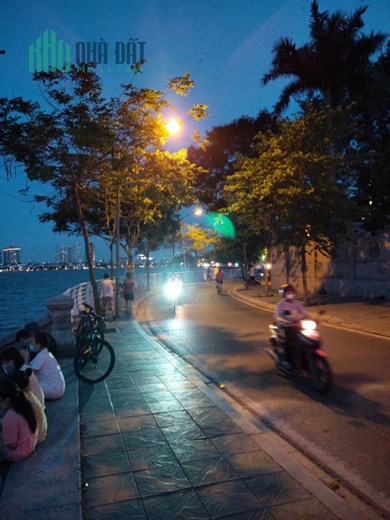 Bán nhanh mảnh Đất phố Nguyễn Đình Thi- Tây Hồ DT 232m,  Mt 21 m, Giá chào 83 tỷ.