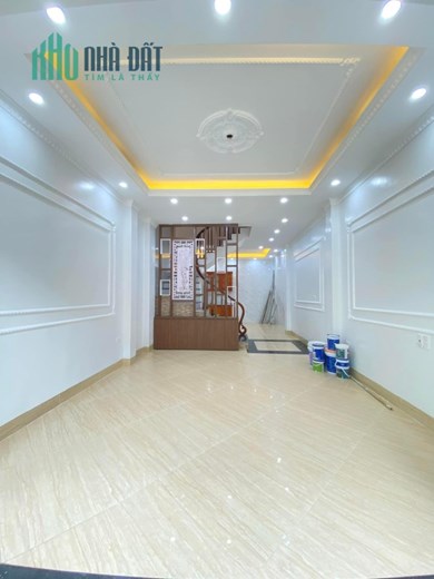 Bán nhà Nam Dư, 45m2, 5 Tầng, 6 PN, Giá nhỉnh 4 tỷ, có thương lượng, Gần ô tô