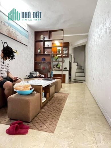 Bán nhà siêu phẩm 20m, 4T, Tân Mai, Hoàng Mai, 0814995566 1,3 tỷ.
