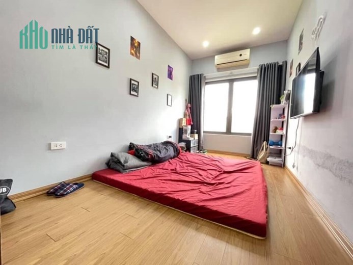 Bán nhà siêu phẩm 20m, 4T, Tân Mai, Hoàng Mai, 0814995566 1,3 tỷ.
