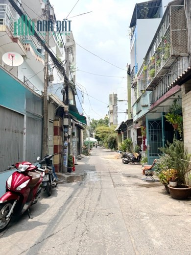Nhà bán hẻm xe tải thông Tạ Quang Bửu đường Âu Dương Lân P3Q8