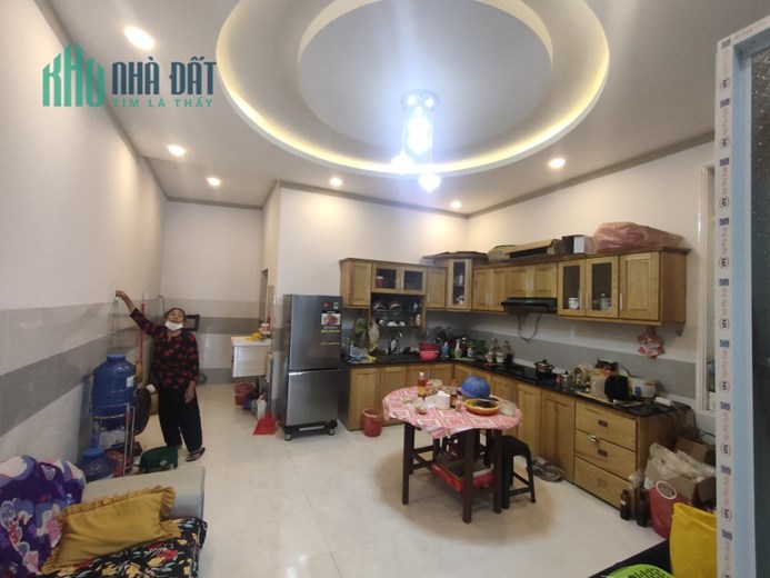 BẤN NHÀ HIỆN ĐẠI TẠI TRỤC CHÍNH CHỢ NINH PHÁT THỐNG NHẤT,ĐN, GẦN CHỢ, TRƯỜNG HỌC, NHÀ THỜ...,CÁCH