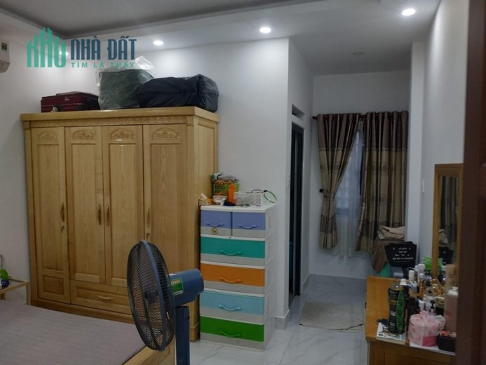 Bán nhà 2 tầng đường nguyễn sơn, hẻm 3m, 50m2 chỉ 4.45 tỷ thương lượng.