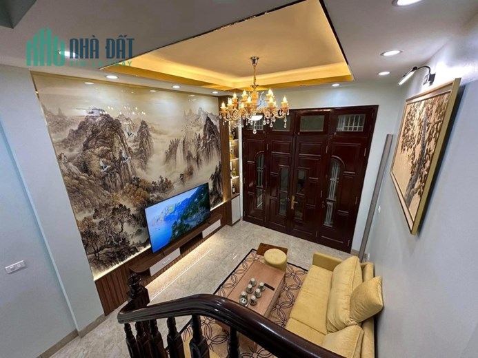 BÁN NHÀ HỘ HÀNG XÓM  KHU VỰC NGHI TÀM TÂY HỒ 35m2 GIÁ CỰC HỜI 5.1 Tỷ