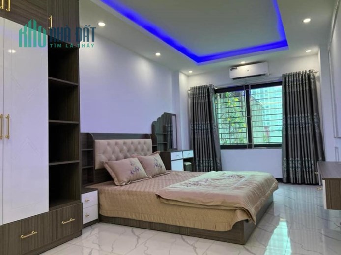 Bán nhà Bồ Đề, Long Biên, Ngõ THÔNG, Ô TÔ, Nhà Đẹp LÔ GÓC, 4 tầng, 48m2. Giá nhỉnh 4 tỷ